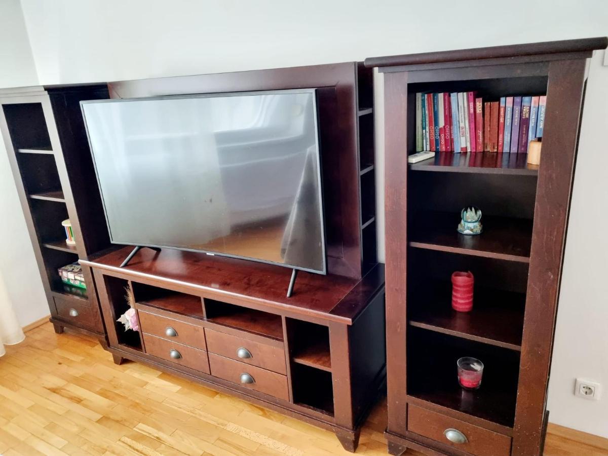 Clasic Apartment Nufarul Oradea Ngoại thất bức ảnh